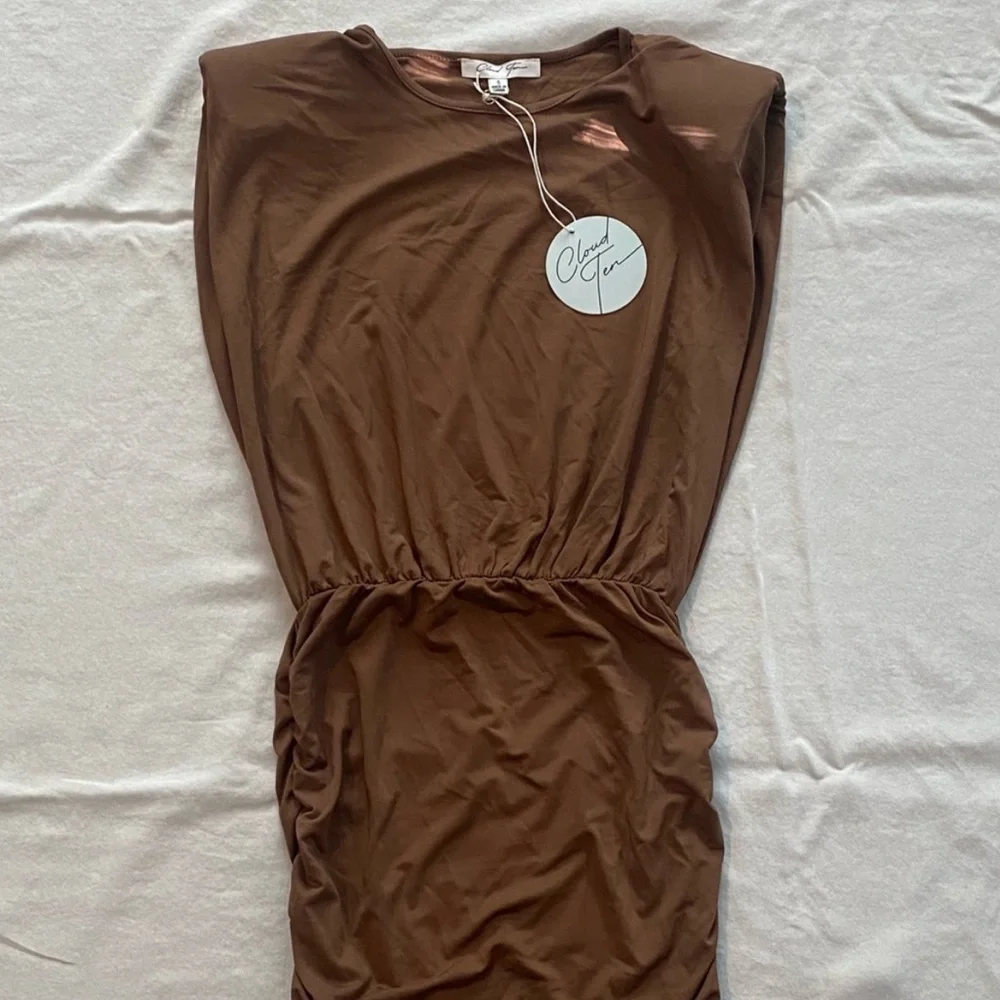 NWOT Cloud Ten Dress Boutique - Picture 4 of 5